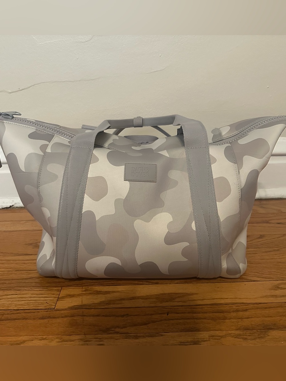Dagne Dover Large Landon Carryall Bag